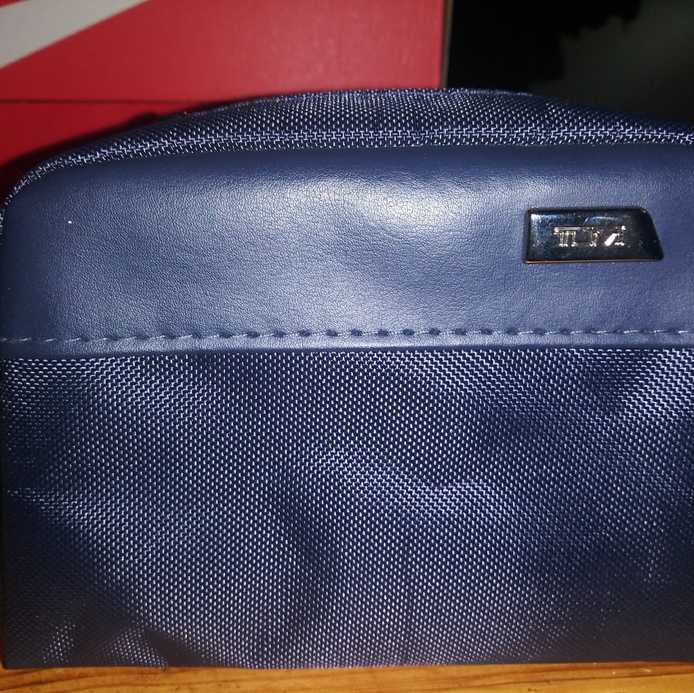 Tumi makeup carrier